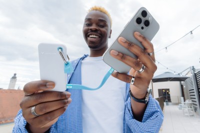 2 TB Verbatim Pocket SSD, USB 3.2 Gen2, med 2 st gummiskal - Vit/Blå#3